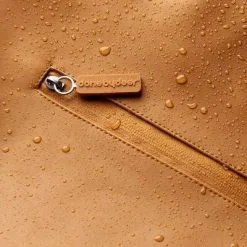 Done By Deer Stelleveske Ryggsekk, Mustard -Tilbud jollyroom Butikk 7003564 2173 4b