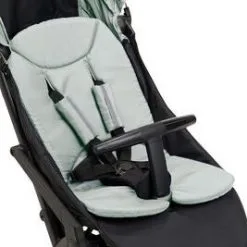 Beemoo Easy Fly Memory Foam Sittepute, Pale Green 7 Beemoo Easy Fly Memory Foam Sittepute, Pale Green -Tilbud jollyroom Butikk BM EASYFLYMEMORYFOAM PALEGREEN 1895 4