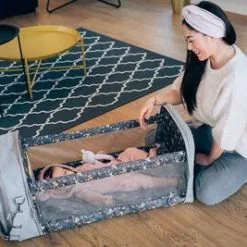 Bizzi Growin POD® Reiseseng Og Stelleveske, Whisper Grey -Tilbud jollyroom Butikk LPOD04 3220 3a