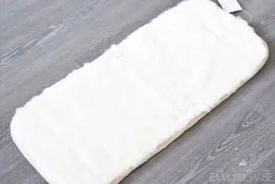 Nordlys Sittepute Lammeskinn, Natur 4 Nordlys Sittepute Lammeskinn, Natur - Bilde 4